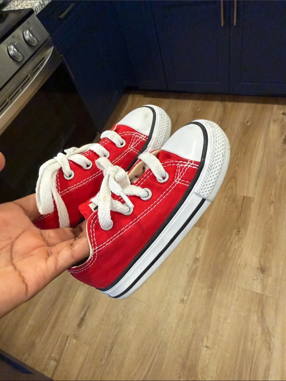 Toddler Chuck Taylor Red Canvas Low-Top Sneakers